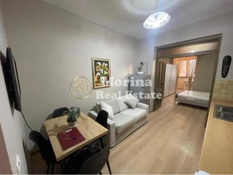 Tirane, jepet me qera apartament 1+1 Kati 2, 50 m² 490 € (Komuna e Parisit)