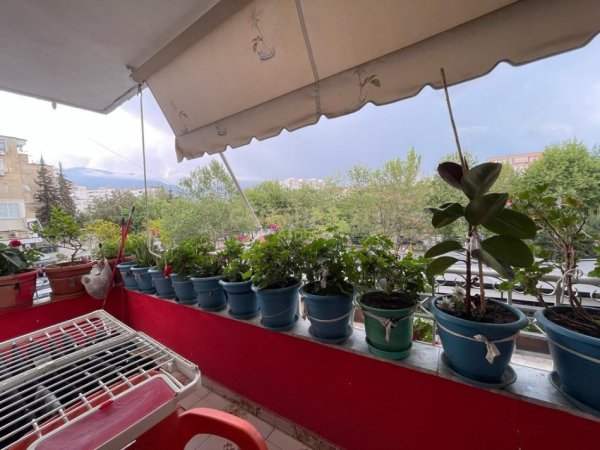 Tirane, shitet apartament 2+1 Kati 3, 118 m² 175.000 € (MATERNITETI I RI)