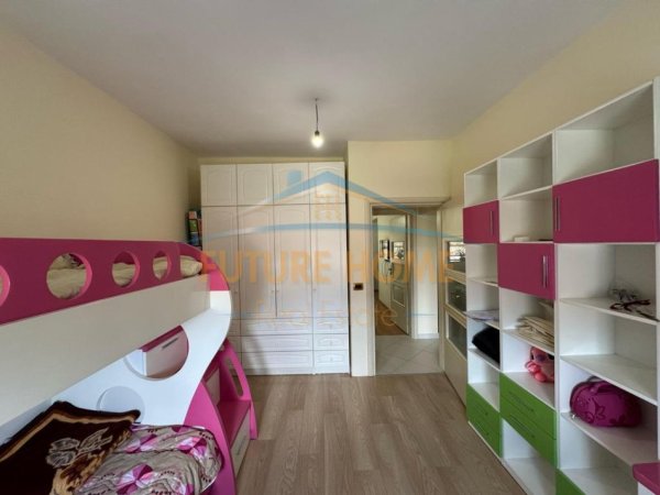 Tirane, jepet me qera apartament 2+1 Kati 2, 85 m² 750 € (Komuna e Parisit)