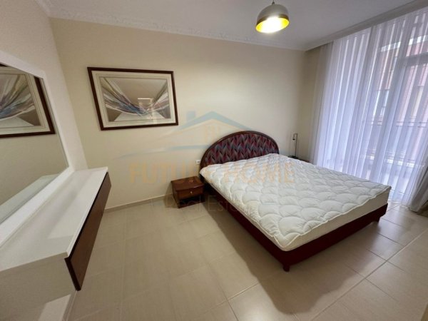 Tirane, jepet me qera apartament 2+1 Kati 6, 117 m² 700 € (BULEVARDI I RI)
