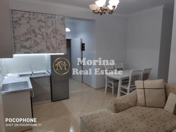 Tirane, jepet me qera shtepi 2+1 Kati 1, 90 m² 500 € (Porcelan)