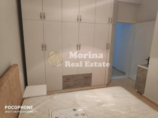 Tirane, jepet me qera shtepi 2+1 Kati 1, 90 m² 500 € (Porcelan)