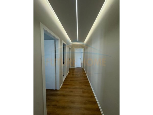 Qera, Apartament 2+1+2+Post Parkimi, Porcelan, Tiranë.