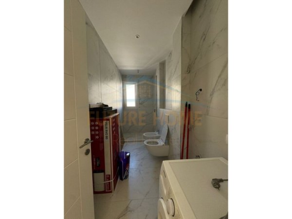 Qera, Apartament 2+1+2+Post Parkimi, Porcelan, Tiranë.