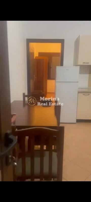 Tirane, jepet me qera shtepi 1+1 Kati 1, 60 m² 300 € (Fusha Aviacionit)