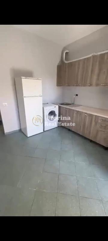 Tirane, jepet me qera shtepi 2+1 Kati 2, 100 m² 500 € (Ish Fusha Aviacionit)