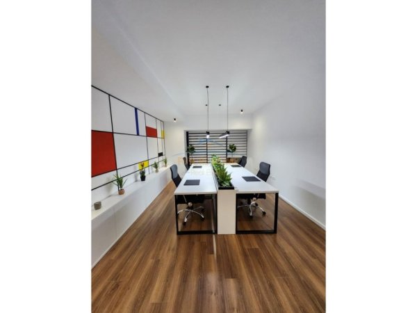 Tirane, jepet me qera apartament 1+1 Kati 11, 75 m² 1.000 € (Rruga e Kavajes)