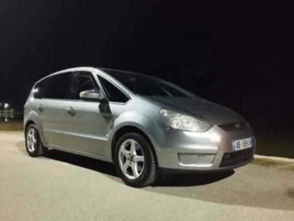 Vlore, shes makine Ford S-max Nafte, gri e erret automatik Klima 263.300 km 5.800 €