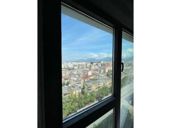 Shitet, Studio Apartament, Rruga e Kavajës, "Kompleksi Square 21"