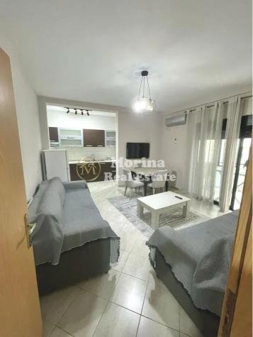Tirane, jepet me qera apartament 1+1+Ballkon Kati 3, 60 m² 550 € (Kodra e Diellit)