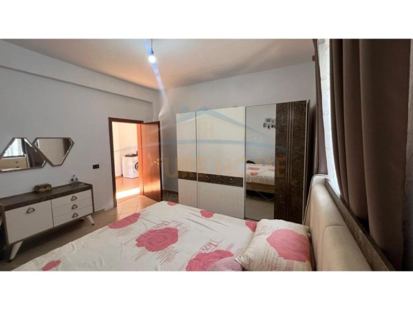 Tirane, jepet me qera apartament 2+1 Kati 2, 105 m² 400 € (Sanatorium)