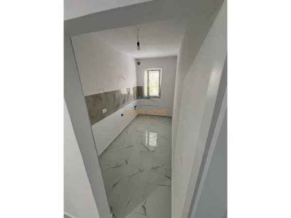 Tirane, jepet me qera apartament 2+1 Kati 1, 73 m² 650 € (Oxhaku)