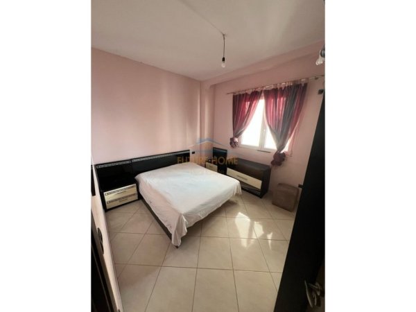 Tirane, jepet me qera apartament 1+1 Kati 5, 60 m² 370 € (Dritan Hoxha)