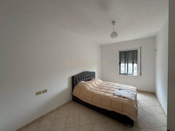 Tirane, shitet apartament 1+1 Kati 4, 53 m² 70.000 € (FRESK)