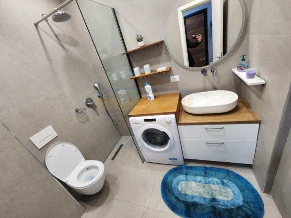 Shqiperi, jepet me qera apartament 2+1 Kati 6, 99 m² 1.000 € (Kodra e Djellit)