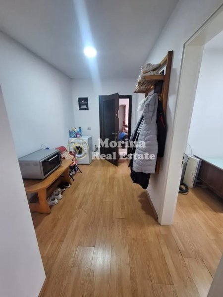 Tirane, jepet me qera apartament 2+1 Kati 6, 80 m² 400 € (Rruga e Dibres-Shkolla e Bashkuar)