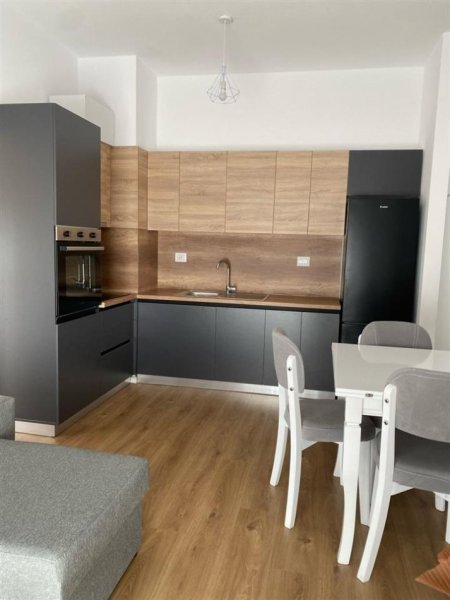 Tirane, jepet me qera apartament 2+1 Kati 7, 70 m² 500 € (Ali Dem , Residenca Kaimi)