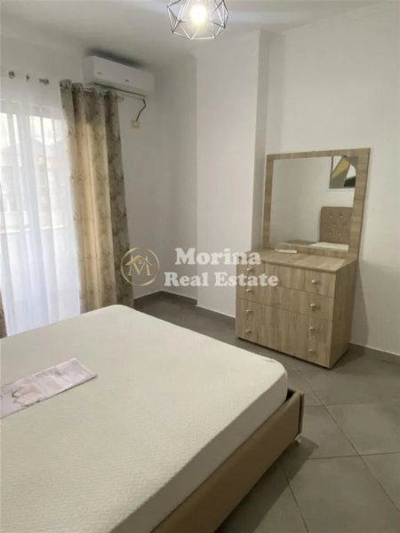 Tirane, jepet me qera apartament 1+1 Kati 8, 65 m² 400 € (Astir)