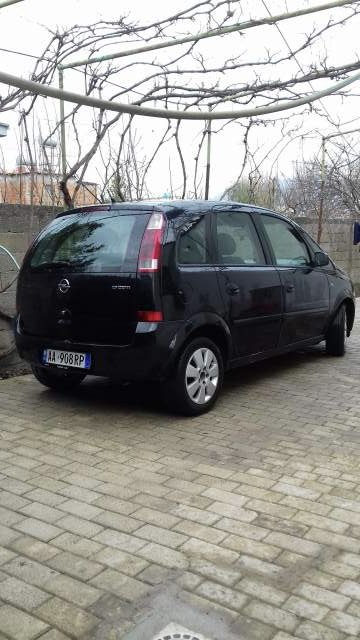 Tirane, shes makine Opel Meriva Viti 2003, 3.000 Euro