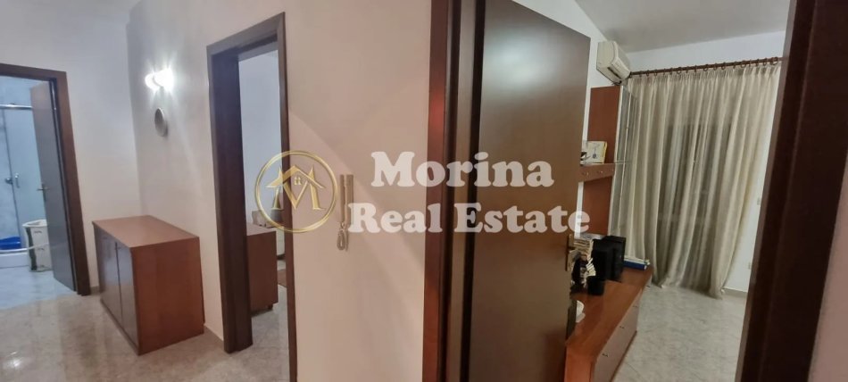 Tirane, jepet me qera apartament 1+1 Kati 9, 84 m² 630 € (Pazari i Ri)