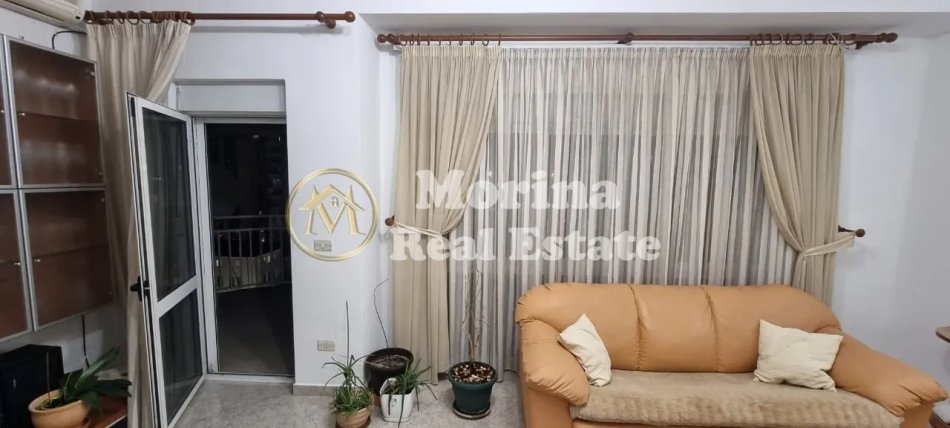 Tirane, jepet me qera apartament 1+1 Kati 9, 84 m² 630 € (Pazari i Ri)