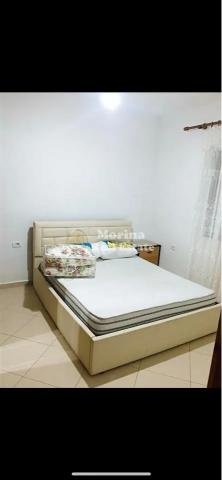 Tirane, jepet me qera apartament 1+1 Kati 1, 65 m² 300 € (Kodra e Priftit)