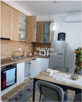 Tirane, jepet me qera apartament 1+1 Kati 3, 65 m² 370 € (Rruga 5 Maji- mbrapa Concord)