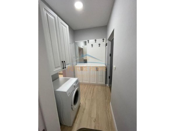 Tirane, shitet apartament 1+1+Ballkon Kati 4, 51 m² 125.000 € (21 DHJETORI)
