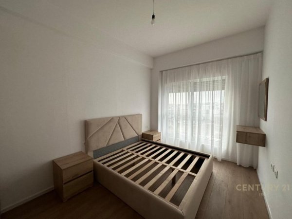 Tirane, jepet me qera apartament 1+1 Kati 5, 70 m² 400 € (Vaso Pasha)