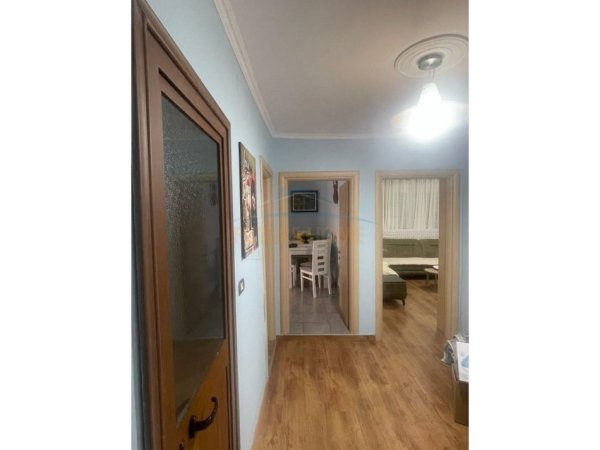 Tirane, jepet me qera apartament 2+1 Kati 5, 82 m² 600 € (Mine,Peza,Tirane)