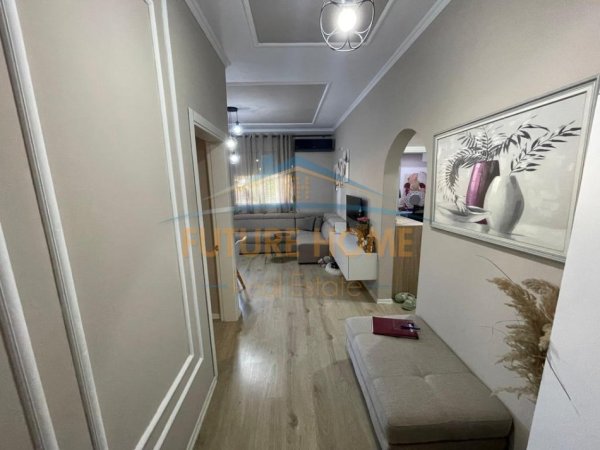 Shitet 💶 150,000 € 💶 - Apartament 3+1 (i konvertuar) - Kodra e Diellit