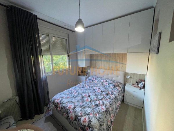 Shitet 💶 150,000 € 💶 - Apartament 3+1 (i konvertuar) - Kodra e Diellit