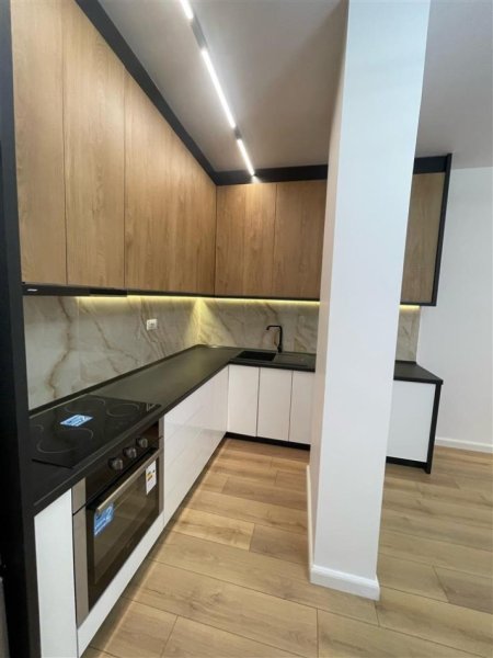 Tirane, shes apartament 1+1 Kati 8, 56 m² 95.000 € (don bosko)