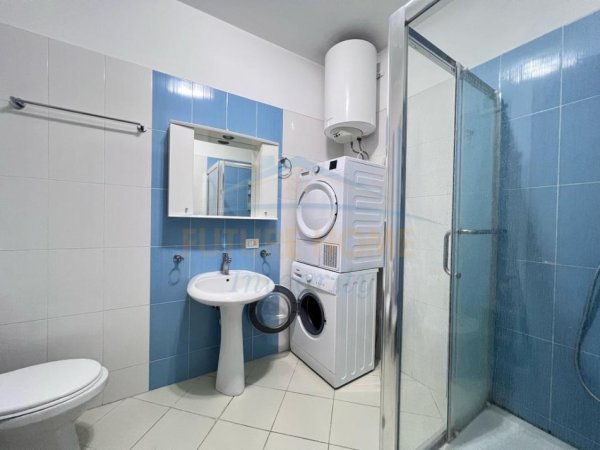 Tirane, jepet me qera apartament 1+1 Kati 7, 76 m² 590 € (Tregu Elektrik, Tiranë.)