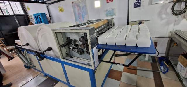 Durres,  SUPER SUPER OKAZION!!!! LINJE prodhimi   MAKINERI LETRE DUARSH V FOLD  ne shitje 10000 URO , makineri letre termike 3500 euro , makiinei letre higjenike dhe te rrumbullakta 15000 euo