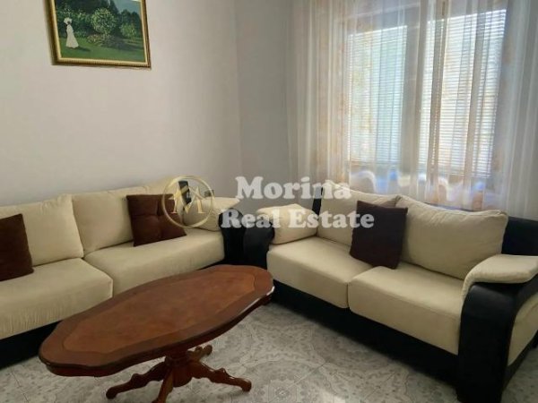 Tirane, jepet me qera shtepi 2+1 Kati 1, 110 m² 400 € (Vilat Amerikane)