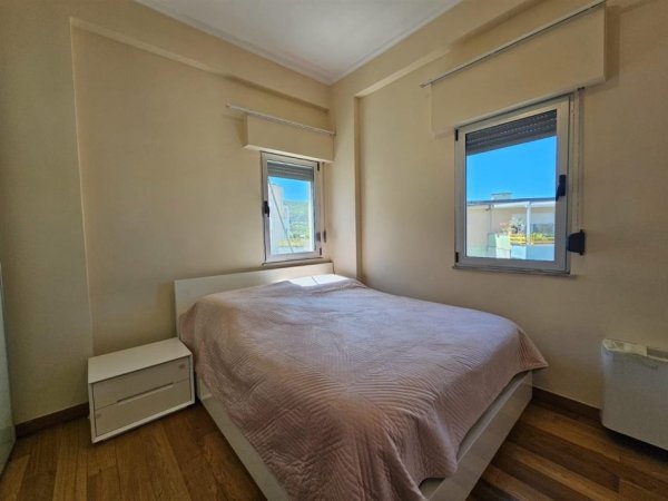 Tirane, shes apartament 2+1 Kati 3, 110 m² 300.000 € (RRUGA PETI)