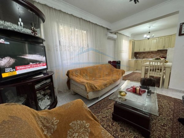 Shqiperi, jepet me qera apartament 1+1 Kati 2, 70 m² 350 € (Kodra e Priftit, Tiranë)