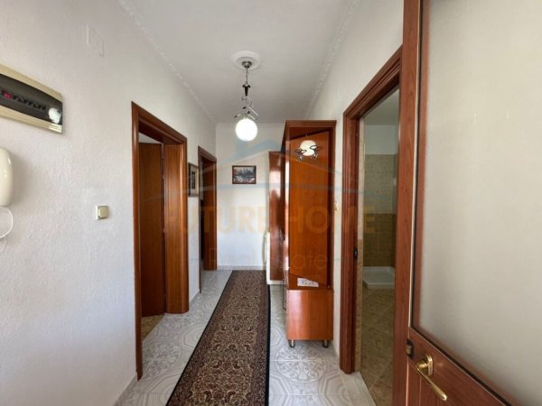 Shqiperi, jepet me qera apartament 1+1 Kati 2, 70 m² 350 € (Kodra e Priftit, Tiranë)