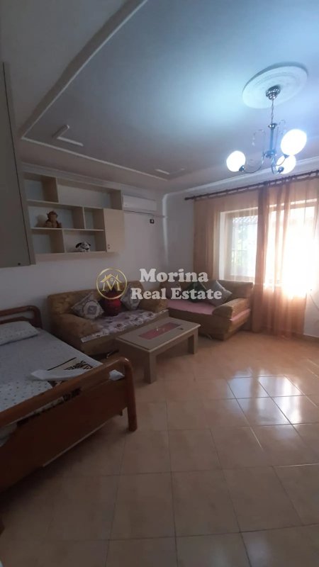 Tirane, jepet me qera apartament 1+1 Kati 1, 72 m² 500 € (Ali Demi)