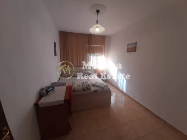 Tirane, jepet me qera apartament 1+1 Kati 1, 72 m² 500 € (Ali Demi)