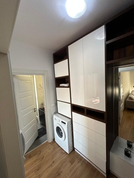 Tirane, shitet apartament 1+1 Kati 7, 60 m² 115.000 € (Fusha e Aviacionit)