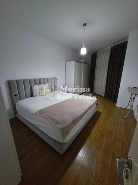 Tirane, jepet me qera apartament 1+1 Kati 3, 85 m² 600 € (Liqeni Thate)