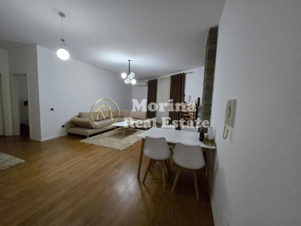 Tirane, jepet me qera apartament 1+1 Kati 3, 85 m² 600 € (Liqeni Thate)