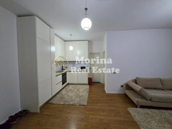 Tirane, jepet me qera apartament 1+1 Kati 3, 85 m² 600 € (Liqeni Thate)