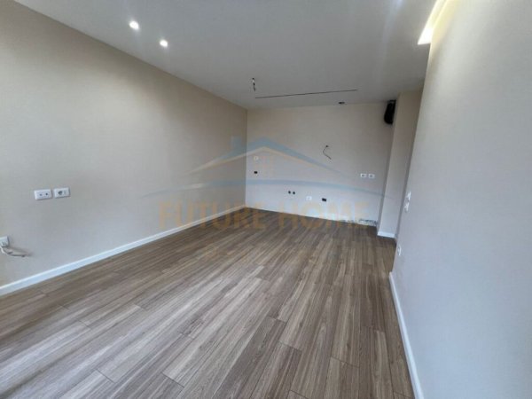 Shitet, Apartament 2+1, Kompleksi Golden Park 3, Tiranë
