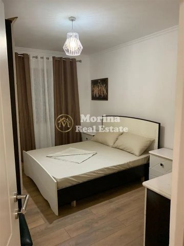 Tirane, jepet me qera apartament 3+1 Kati 3, 90 m² 650 € (Selvia)
