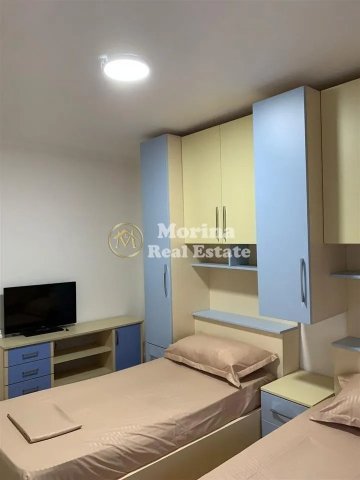Tirane, jepet me qera apartament 3+1 Kati 3, 90 m² 650 € (Selvia)