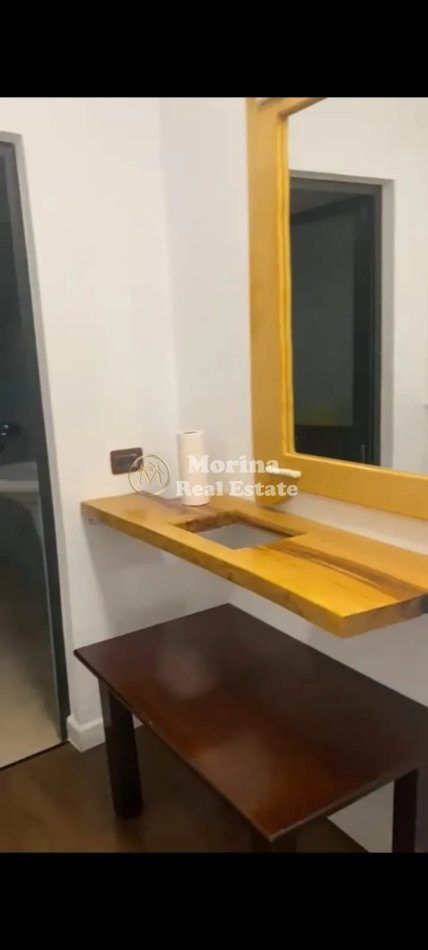 Tirane, jepet me qera garsonier Kati 1, 35 m² 350 € (Vasil Shanto)
