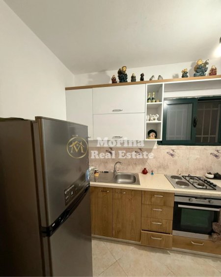 Tirane, jepet me qera apartament 1+1 Kati 1, 70 m² 350 € (“Fresku” Rr Shefqet Kuka)